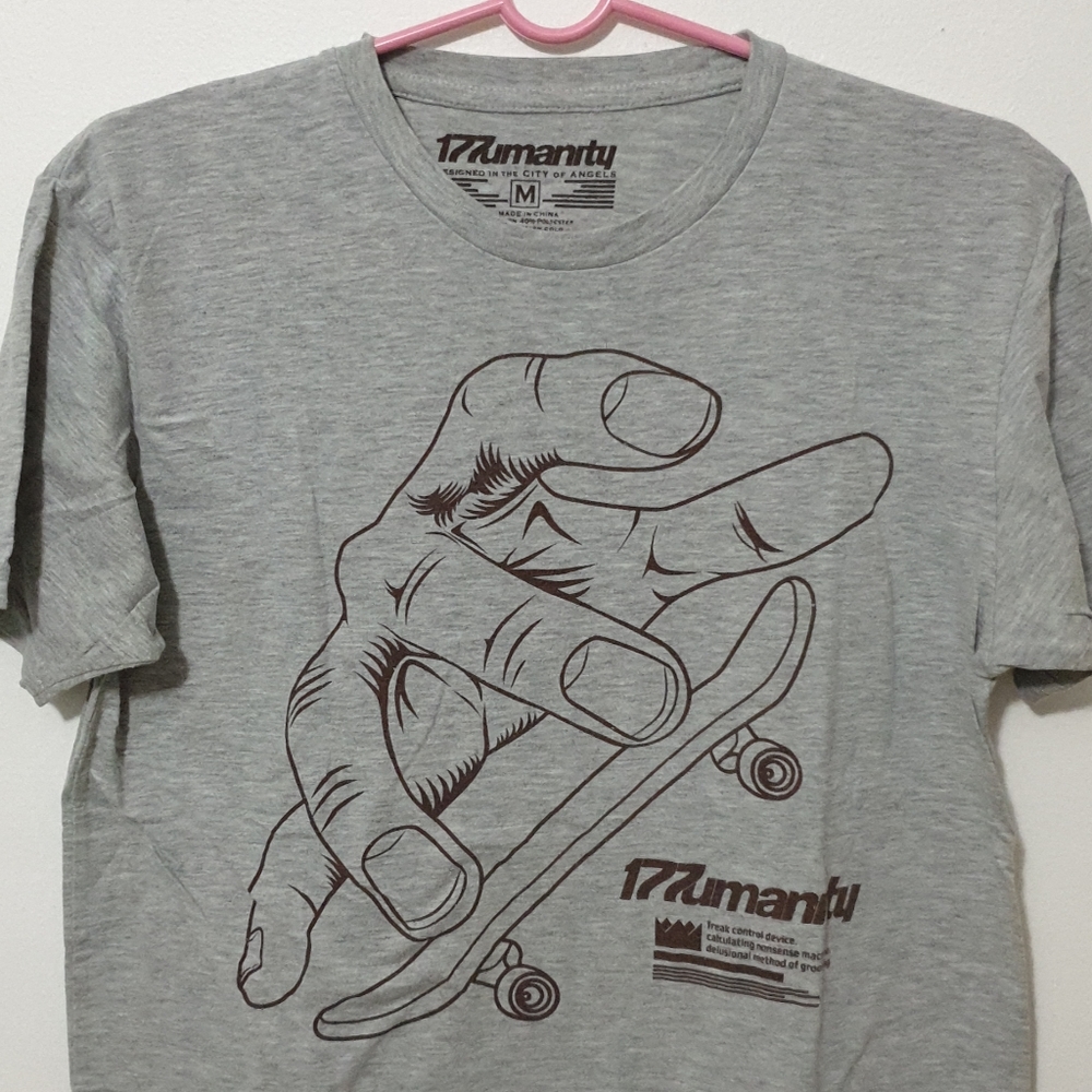 Cool and Trendy Finger Skateboard Graphic Tee